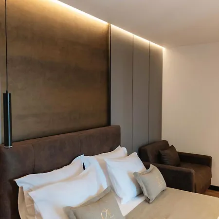 Cuni Luxury 4* Sarandë