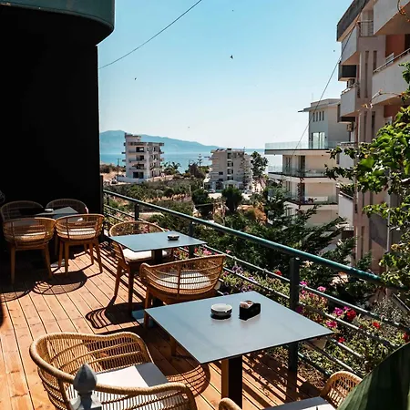 Cuni Luxury 4*