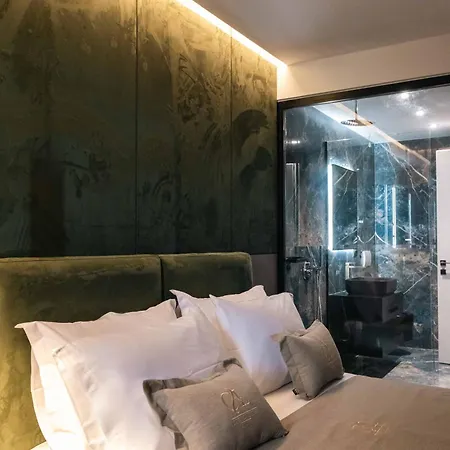 Cuni Luxury 4*