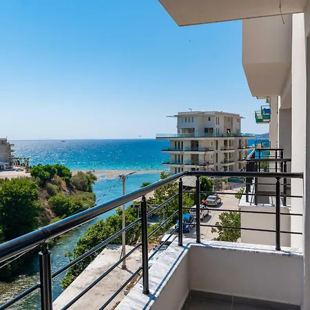 Cuni Luxury Ξενοδοχείο 4*