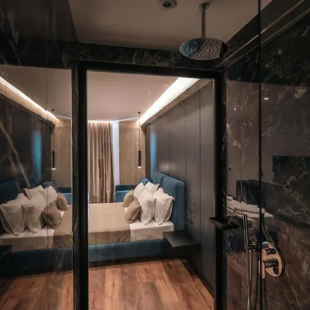 Hotel Cuni Luxury