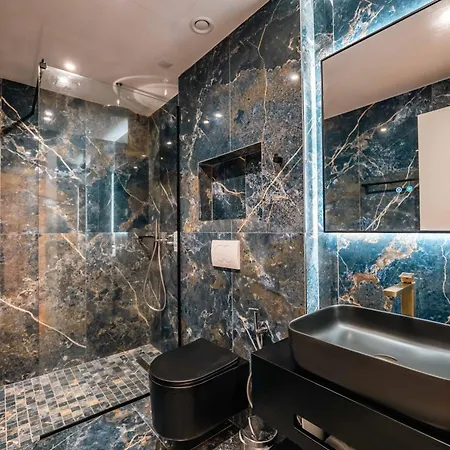 Cuni Luxury Hotel 4*