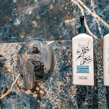 Cuni Luxury Ξενοδοχείο 4*