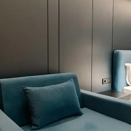 Cuni Luxury Σαράντα