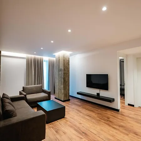 Cuni Luxury 4*