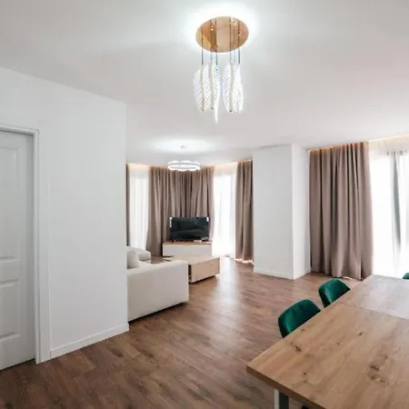 Cuni Luxury Hotel