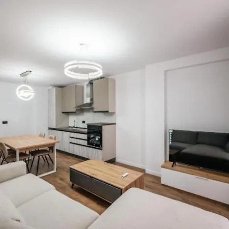 Cuni Luxury Hotel Sarandë