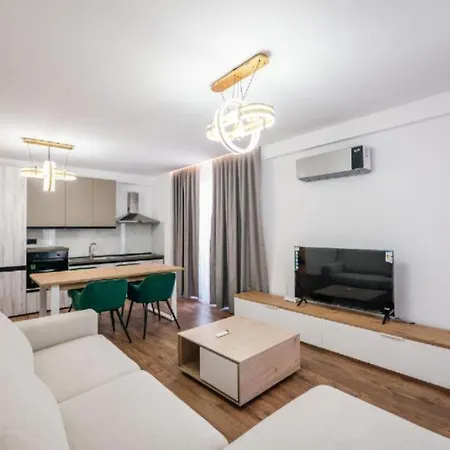 Cuni Luxury Hotel 4*