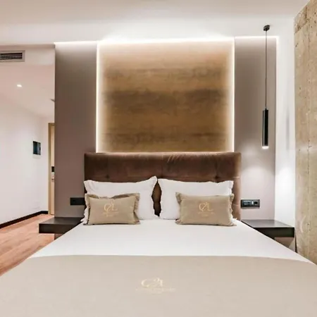 Cuni Luxury
