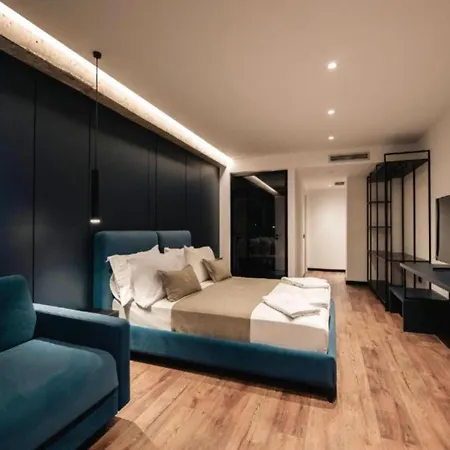 Ξενοδοχείο Cuni Luxury 4*