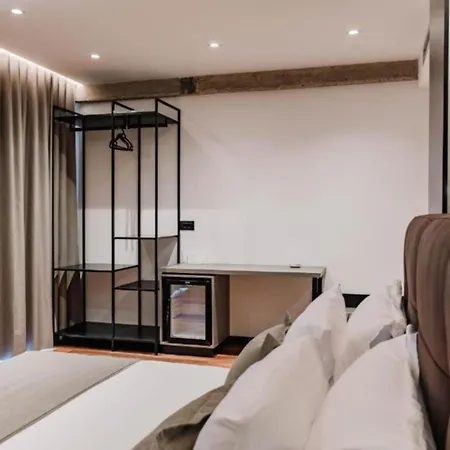 Cuni Luxury Ξενοδοχείο
