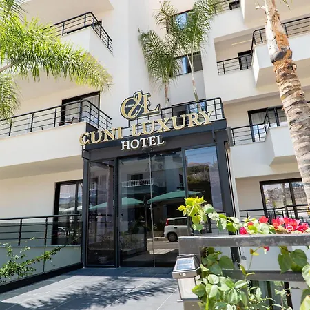 Cuni Luxury Ξενοδοχείο 4*