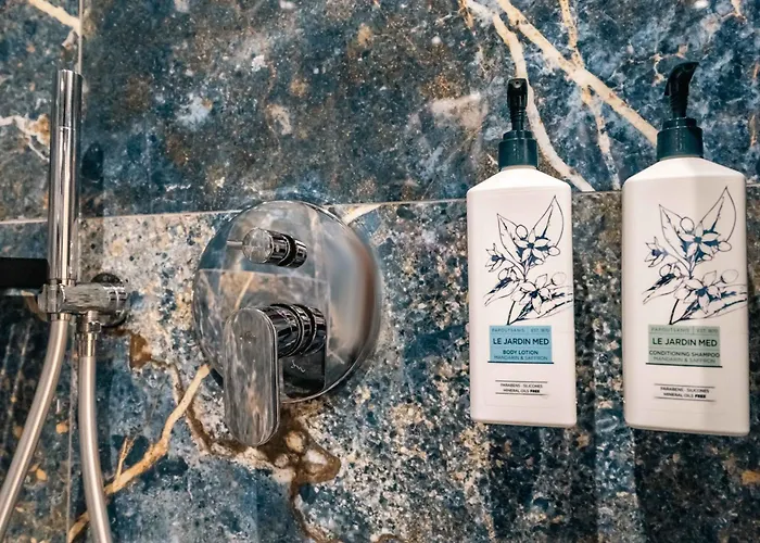 Cuni Luxury Hotel 4*